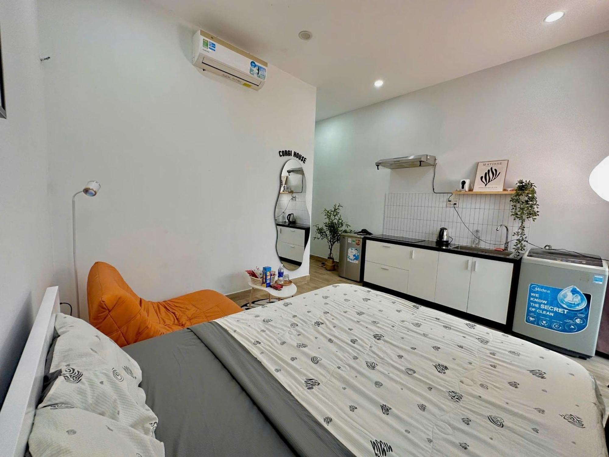 Corgi House Beachstay Danang Экстерьер фото