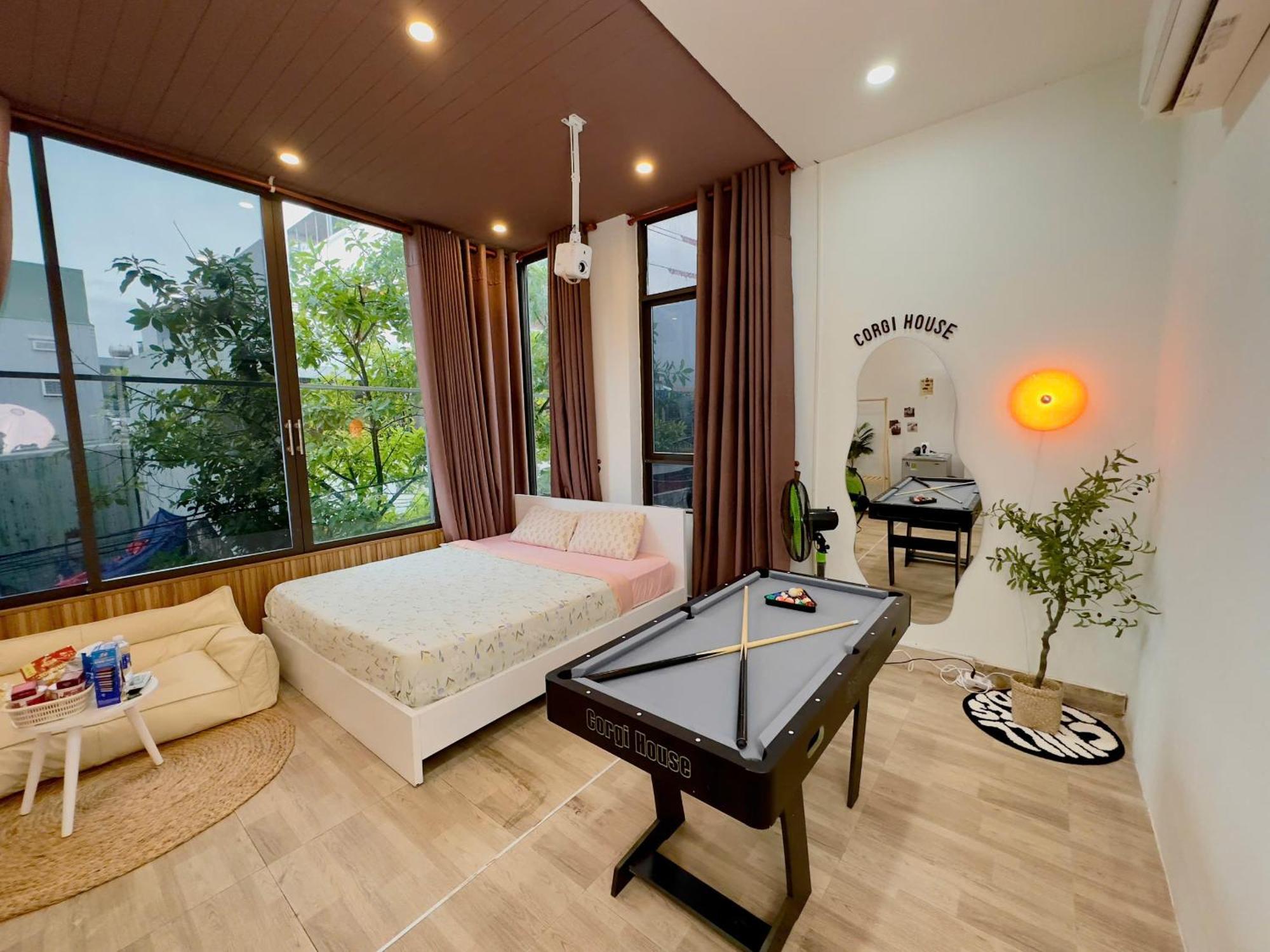 Corgi House Beachstay Danang Экстерьер фото